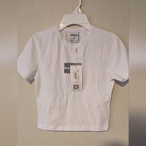 HOODRICH White Baby Tee Black Letters Nwts